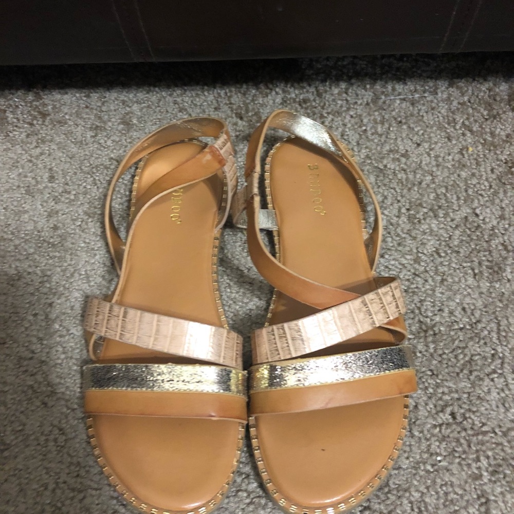Sandals - Picture 3 of 3